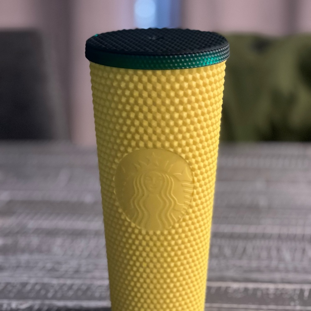Starbucks Hawaii Exclusive 2020 Pineapple Matte Studded Tumbler Cup 24oz